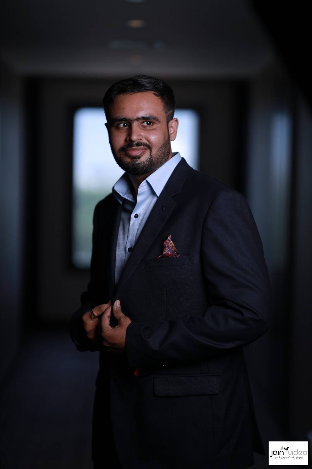 Mr Paras Chopra
